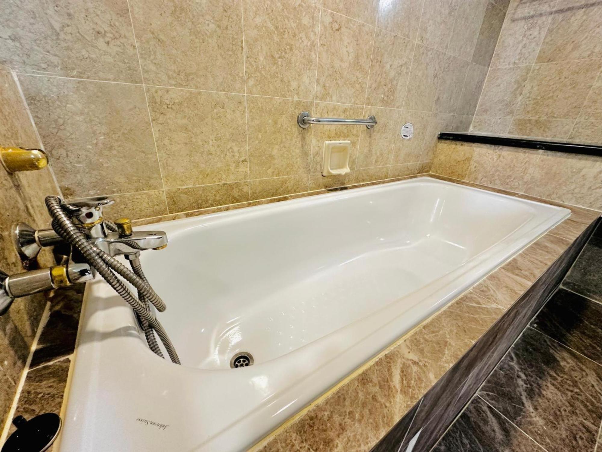 Sm Service Time Square Kl Apartment